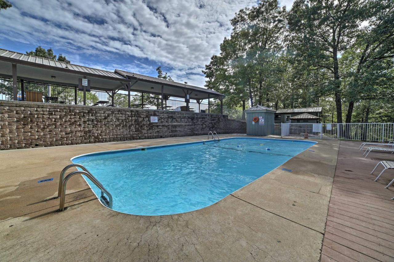 Inviting Branson West Condo With Pool Access Dış mekan fotoğraf